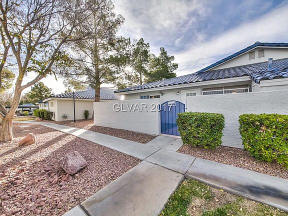 3rd image of 2040 Bavington Dr Unit B