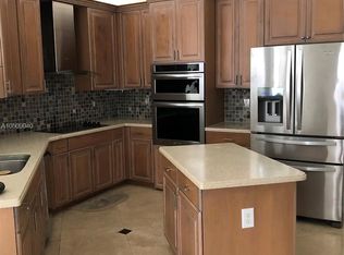 13750 NW 20th St, Pembroke Pines, FL 33028