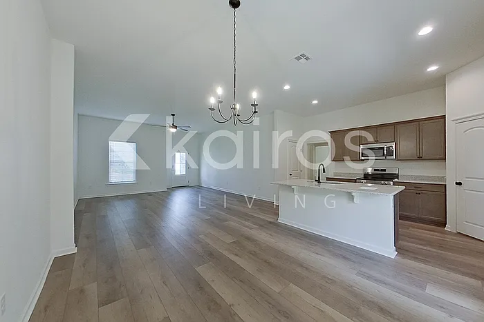 200 Acoustic Ln — Photo 7