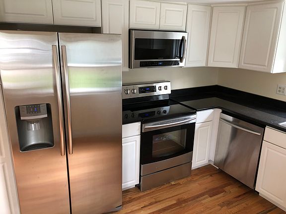 5th image of 2190 Marston Dr
