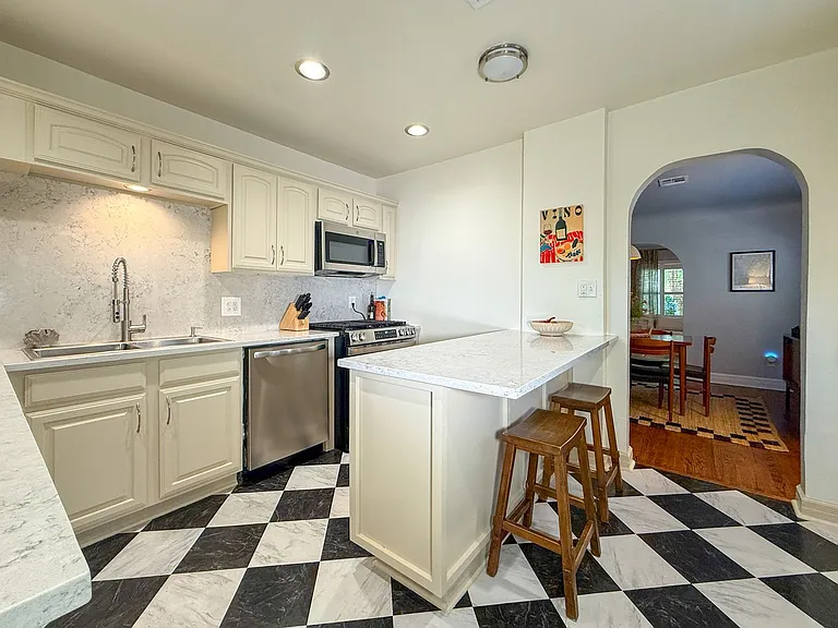 3121 NW 22nd St — Photo 19