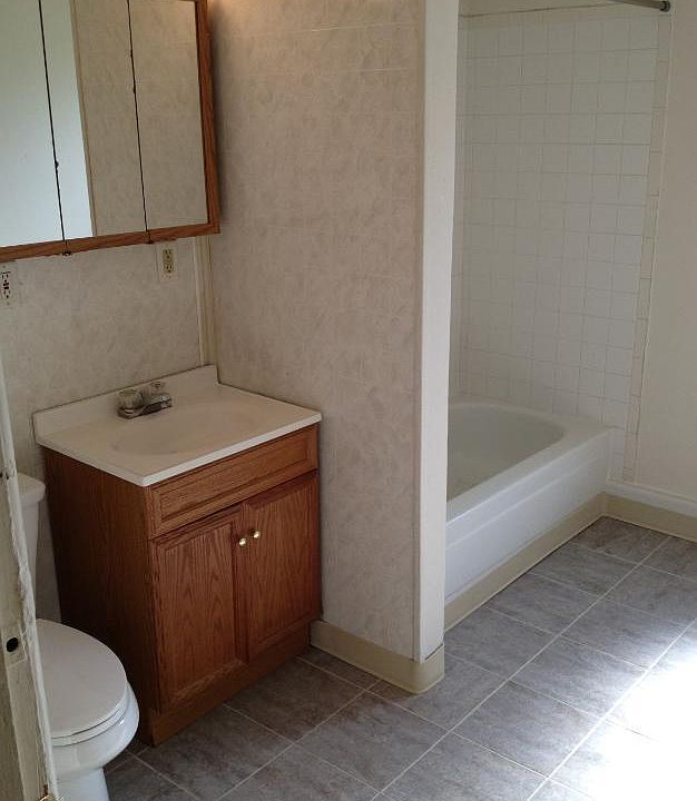 1st image of 3875 E Barnard Ave