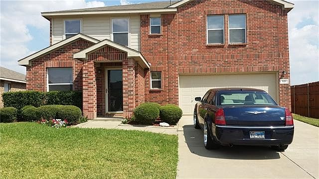 1st image of 531 Burleson St