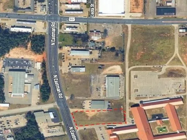 418 N Eastman Rd, Longview, TX 75601