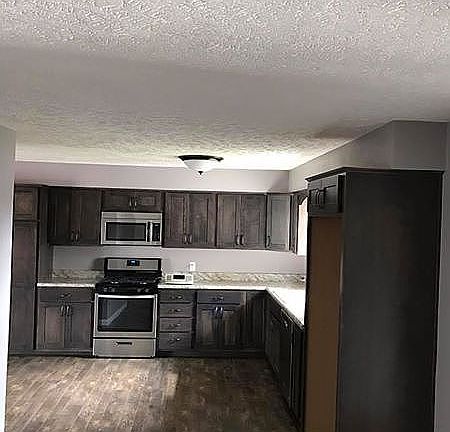 3rd image of 208 W South St