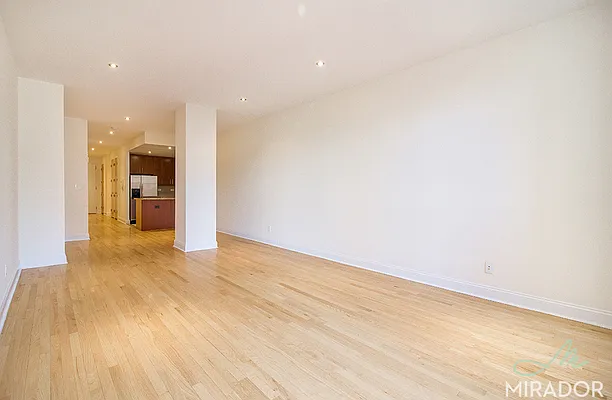 Rented by Mirador Real Estate | media 19