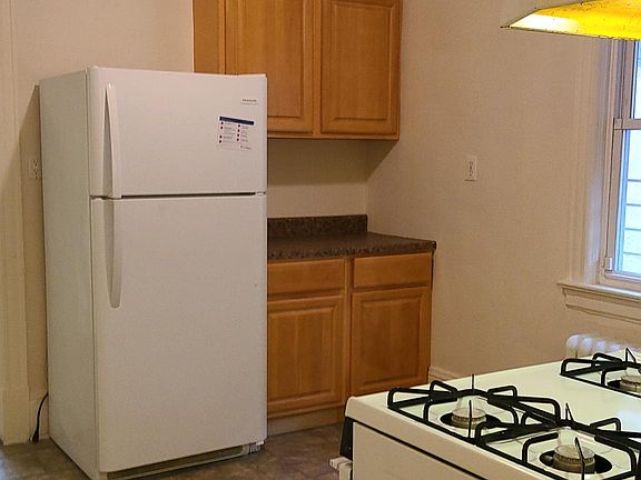 4th image of 45 Cleveland St Floor 2