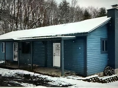 127 N Dakota Ave, Mount Hope, WV, 25880