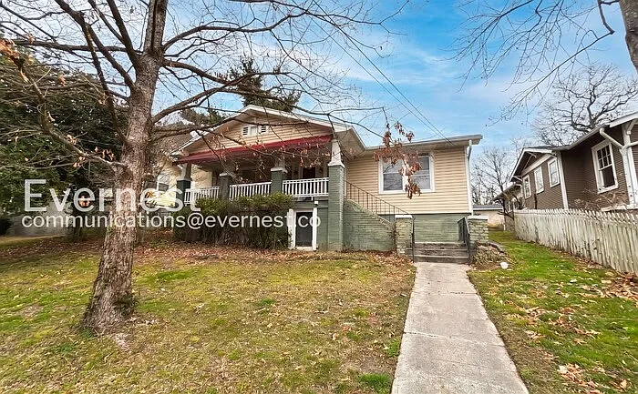 1125 Highland Dr — Photo 1
