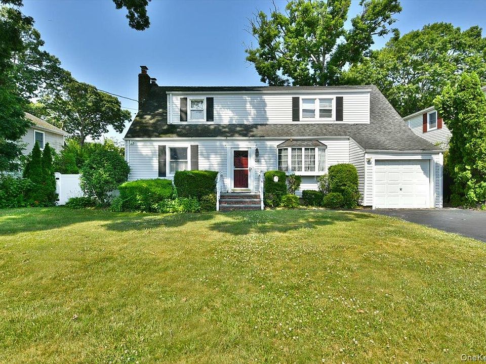 1st image of 344 New York Avenue