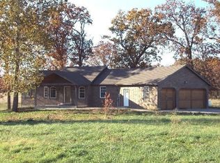 2117 Jasmine Rd, Clever, MO 65631