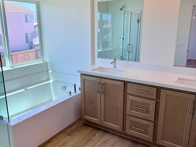 11715 Sebastian Rd — Photo 5