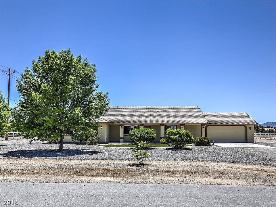 1st image of 1511 W Chowchilla Cir