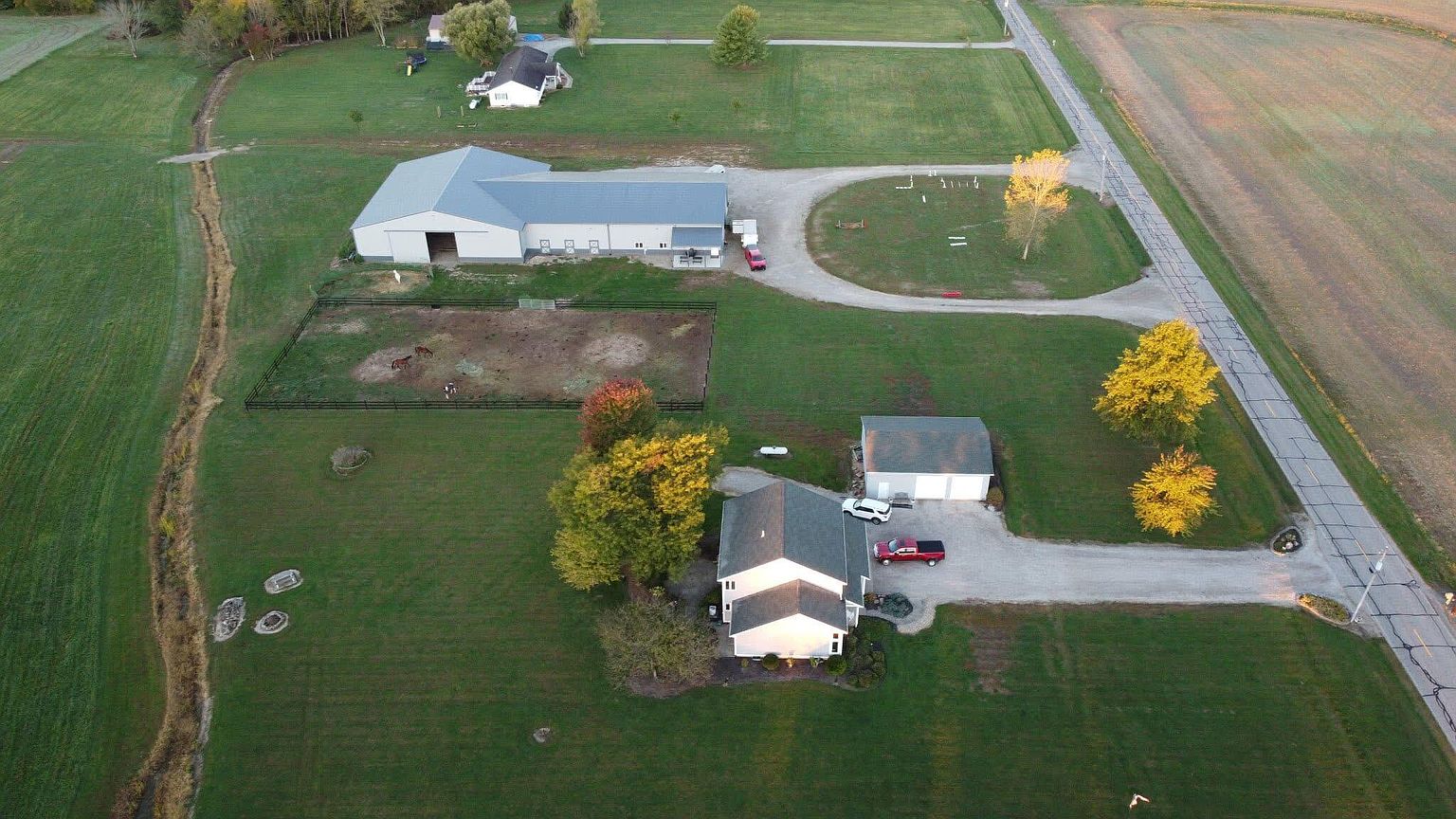 Listing photo 4 for 7361 Zane Trail Rd