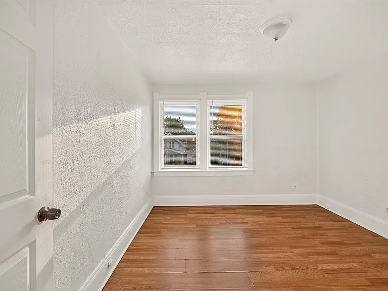 3726 Homewood Ave — Photo 30