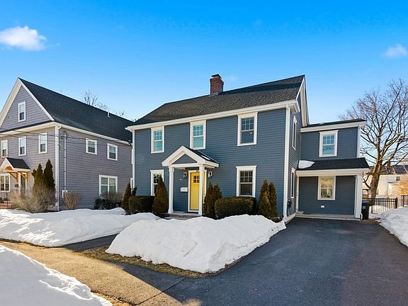 2nd image of 30 Elmhurst Rd