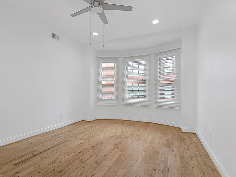 118 S Ellwood Ave #1 — Photo 10