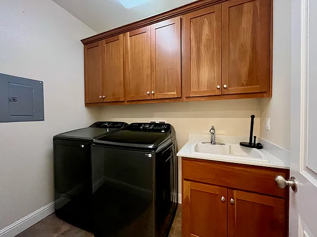 381 Havasu Ct — Photo 20