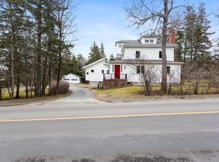254 Harbor Dr, Bass Harbor, ME 04653