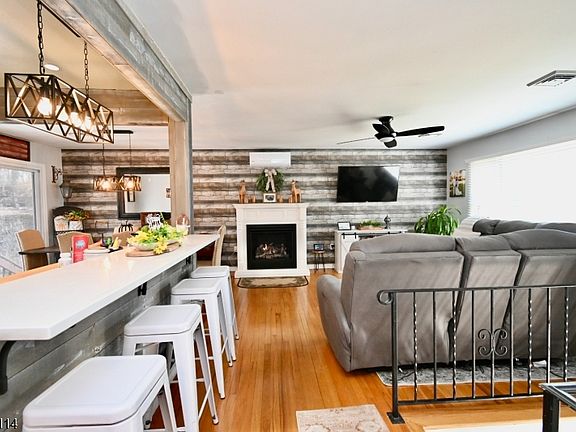 2nd image of 5 Lenape Trl