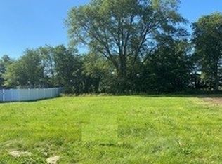 1026 Thomas Dr, Momence, IL 60954