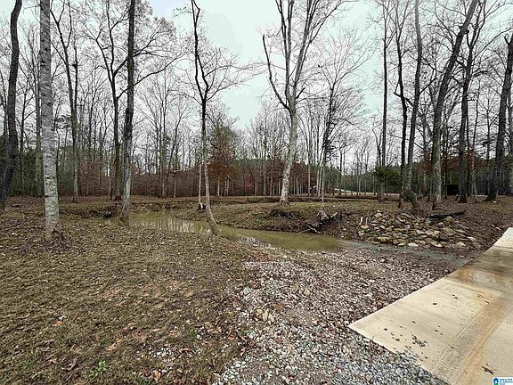 3rd image of 4637 Chelsea Rd #18