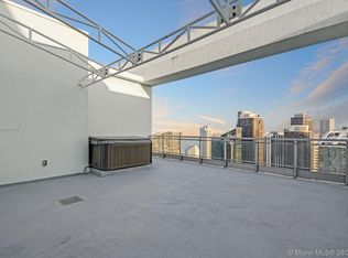 92 3rd St #PENTHOUSE 5203, Miami, FL 33130