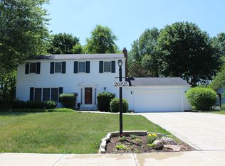 26925 Sleepy Hollow Dr, Westlake, OH