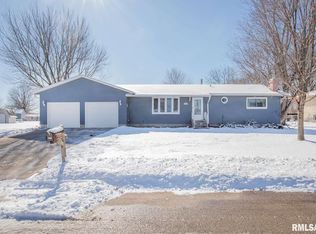 1140 Oak Dr, Colona, IL 61241