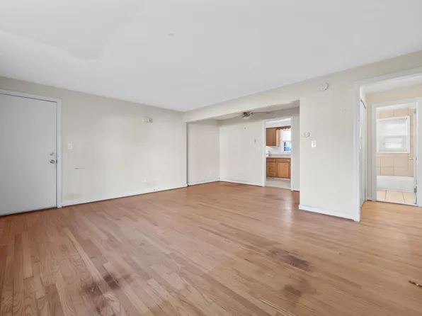 73 Charter Oak St, Manchester, CT