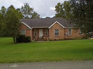 100 Montgomery Bell Dr, Burns, TN 37029