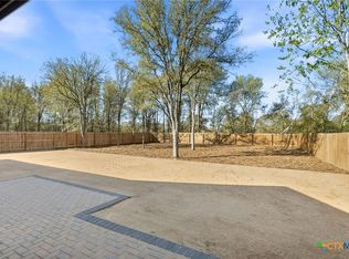 200 Waikakaaua Dr, Bastrop, TX 78602