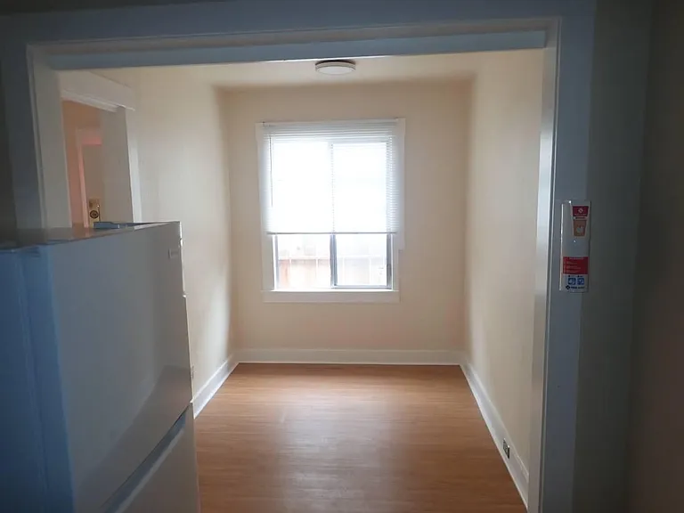 1506 Buena Vista Ave #F — Photo 9