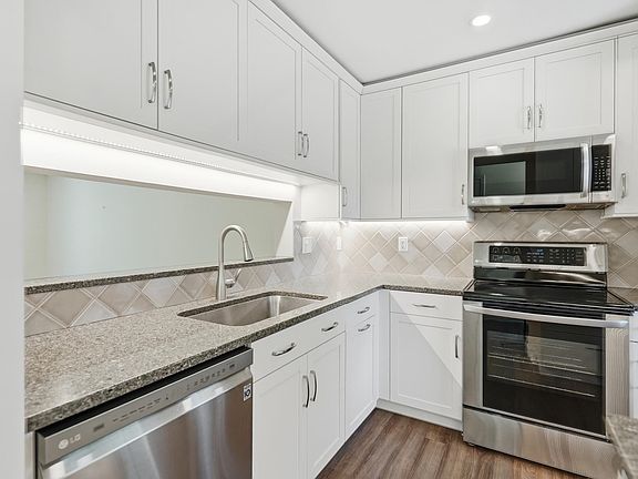 5th image of 81 Hayes Avenue