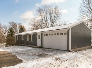 4811 Hanover Rd, Mound, MN 55364