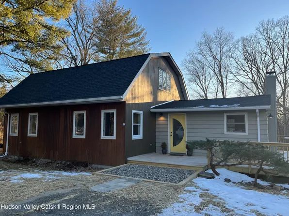 52 Shivertown Road, New Paltz, NY 12561