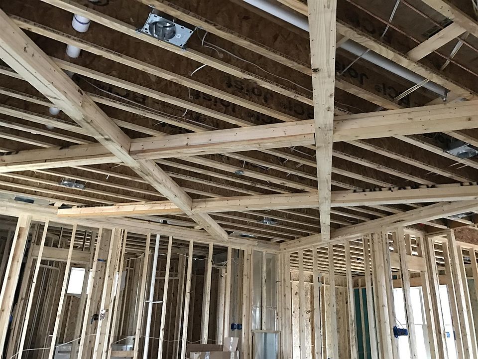 2nd image of 932 Blue Jay Way