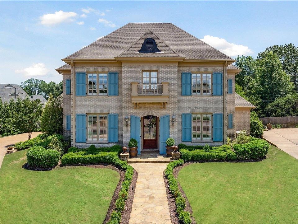 1st image of 699 Justana Dr