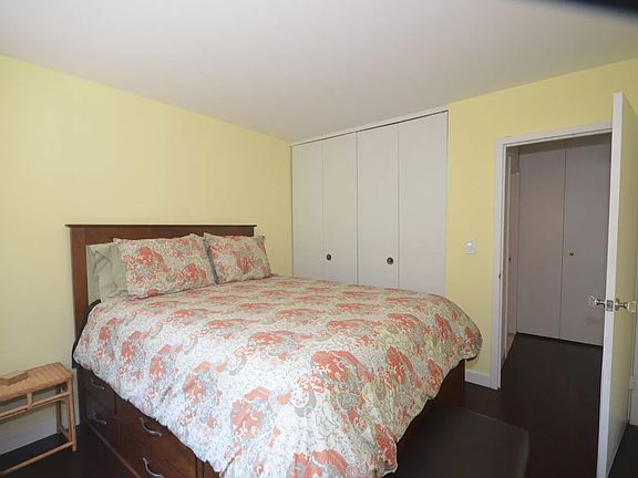 4th image of 2025 Broadway APT 2F
