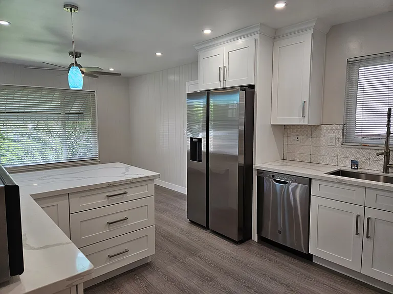 Brand new kitchen- newly remodeled 2025.