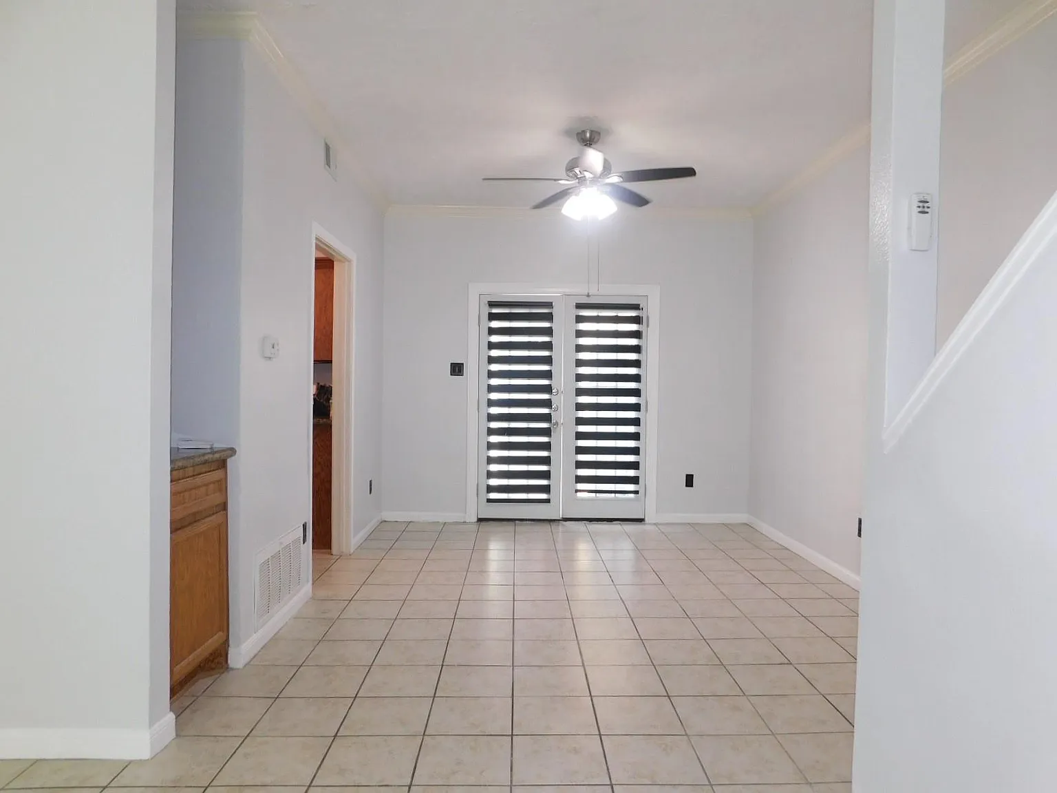 2 bed, 2.5 bath, 1232 sqft, $1,450 — Photo 4