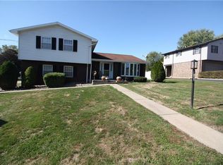 105 Glenn Ave, Jeannette, PA 15644