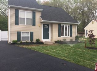 16 Nickel Ct, Middle River, MD 21220