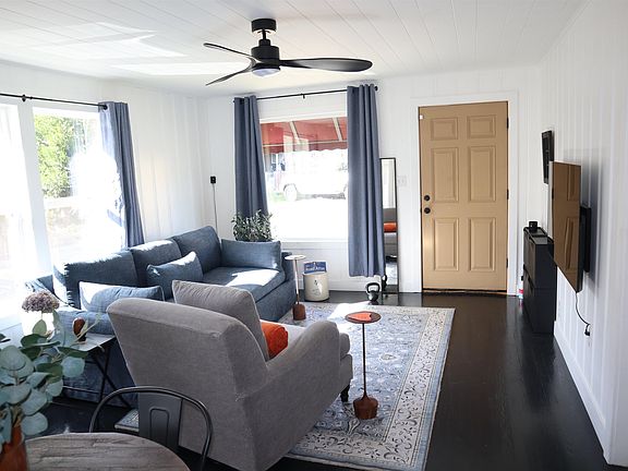 4th image of 30 Roche Ave