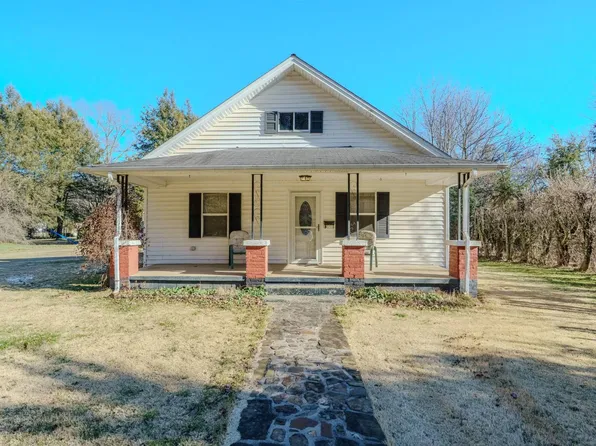 432 N Church St, Mountain City, TN 37683