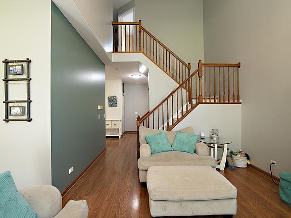 3rd image of 1386 Essex St