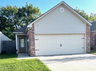 15015 Banff Ct, Baton Rouge, LA 70819