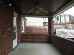 825 Highland Ave, Pitcairn, PA