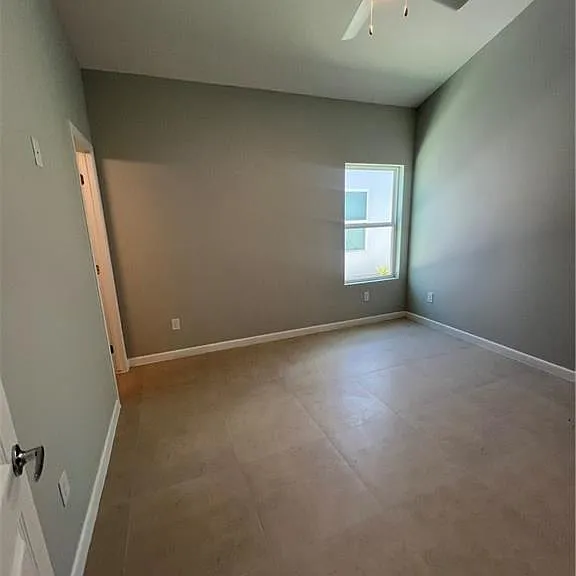 408 Sparrow Rd #3 — Photo 13