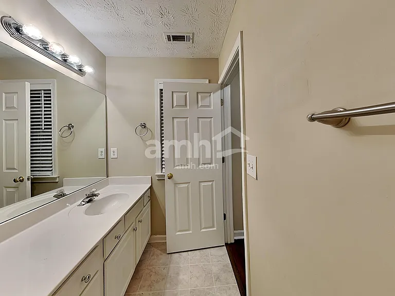 3801 Bogan Mill Rd — Photo 17